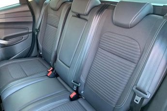 FORD KUGA  1.5 L Ford EcoBoost Titanium Edition 5dr 6Spd Auto 176PS