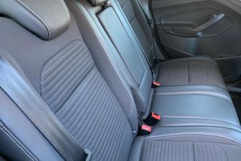 FORD KUGA  1.5 L Ford EcoBoost Titanium Edition 5dr 6Spd Auto 176PS
