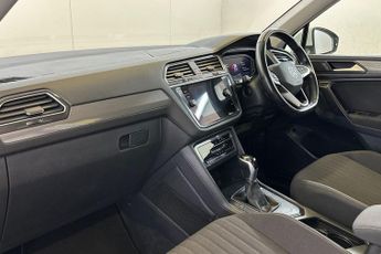 VOLKSWAGEN TIGUAN ALLSPACE  1.5 TSI Life 5dr DSG Estate