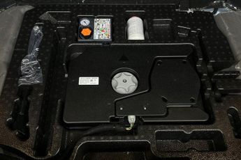 NISSAN QASHQAI  1.5 E-Power N-Connecta 5dr Auto Hatchback