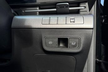 HYUNDAI KONA  1.6 GDi Hybrid Ultimate 5dr DCT Hatchback