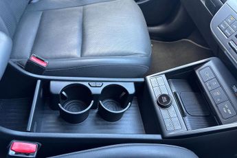 HYUNDAI KONA  1.6 GDi Hybrid Ultimate 5dr DCT Hatchback