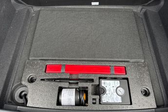 MG MOTOR UK MG4  125kW SE EV 51kWh 5dr Auto Hatchback