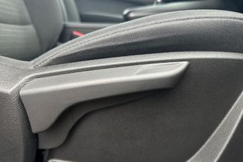 RENAULT ARKANA  1.6 E-TECH Hybrid 145 Iconic 5dr Auto Estate