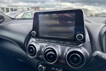 NISSAN JUKE  1.6 Hybrid N-Connecta 5dr Auto Hatchback