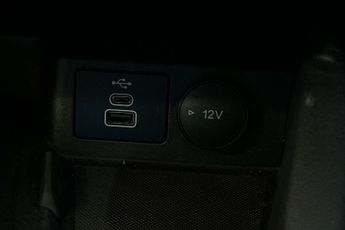 FORD KUGA  ST-Line Edition 5 door 2.5L Duratec FHEV 190PS FWD CVT Automati