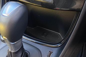 FORD PUMA  1.0 L Ford EcoBoost Titanium 5dr 7Spd Auto 125PS