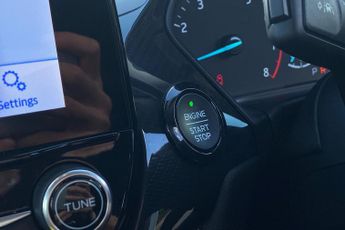 FORD PUMA  1.0 L Ford EcoBoost Titanium 5dr 7Spd Auto 125PS