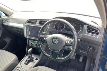 VOLKSWAGEN TIGUAN  2.0 TDi Bluemotion Tech SE 5Dr Estate