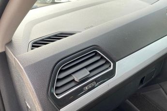 VOLKSWAGEN TIGUAN  2.0 TDi Bluemotion Tech SE 5Dr Estate