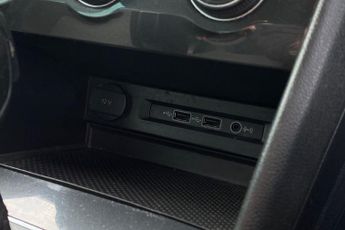 VOLKSWAGEN TIGUAN  2.0 TDi Bluemotion Tech SE 5Dr Estate