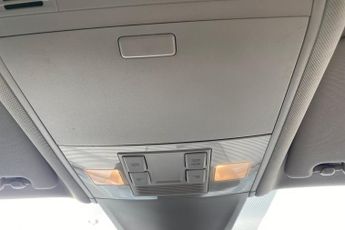 VOLKSWAGEN TIGUAN  2.0 TDi Bluemotion Tech SE 5Dr Estate