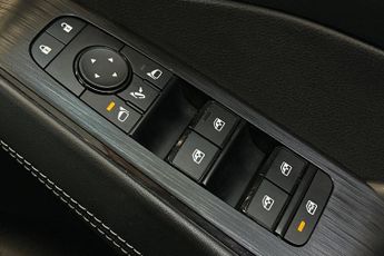 NISSAN QASHQAI  1.5 E-Power N-Connecta 5dr Auto Hatchback