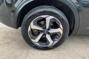 NISSAN QASHQAI  1.5 E-Power N-Connecta 5dr Auto Hatchback
