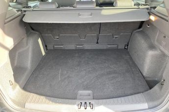 FORD KUGA  1.5 L Ford EcoBoost ST-Line 5dr 6Spd Auto 176PS
