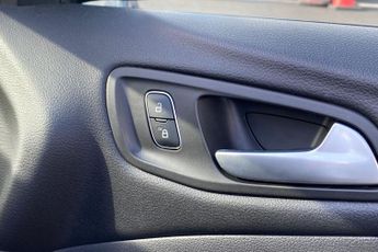 FORD KUGA  1.5 L Ford EcoBoost ST-Line 5dr 6Spd Auto 176PS