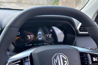 MG MOTOR UK ZS  1.5 Hybrid+ Trophy 5dr Auto Hatchback