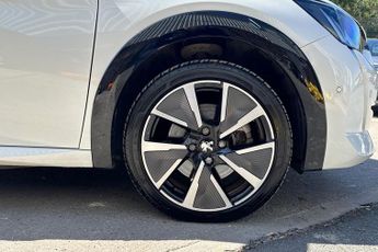 PEUGEOT 208  100kW GT 50kWh 5dr Auto Hatchback