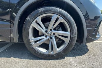 VOLKSWAGEN TIGUAN  1.5 TSI 150 R-Line Edition 5dr DSG Estate
