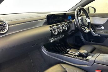 MERCEDES-BENZ CLA  CLA 250e AMG Line Premium 4dr Tip Auto Saloon