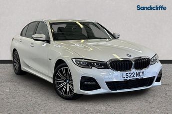 BMW 330  330e xDrive M Sport 4dr Step Auto Saloon