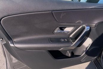 MERCEDES-BENZ A CLASS  A180d Sport 5dr Auto Hatchback