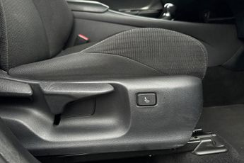 TOYOTA C-HR  1.8 Hybrid Dynamic 5dr CVT Hatchback