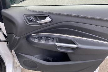 FORD KUGA VIGNALE Kuga 2.0 L TDCi Vignale 5dr 6Spd Pshift 180PS