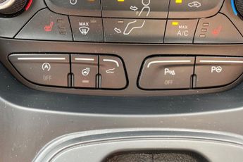 FORD KUGA VIGNALE Kuga 2.0 L TDCi Vignale 5dr 6Spd Pshift 180PS