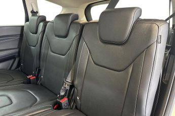 FORD S-MAX  Titanium 5 Door 2.5 Duratec 190PS FHEV FWD CVT automatic