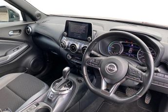 NISSAN JUKE  1.6 Hybrid N-Connecta 5dr Auto Hatchback