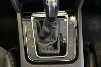 VOLKSWAGEN ARTEON  2.0 TSI R-Line 5dr DSG Estate