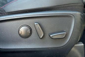 FORD KUGA  ST-Line X Edition 5 door 2.5L Duratec FHEV 190PS FWD CVT Automa