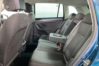 VOLKSWAGEN TIGUAN  1.5 TSI 150 Active 5dr DSG Estate