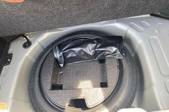 TOYOTA YARIS  1.5 Hybrid Excel 5dr CVT Hatchback
