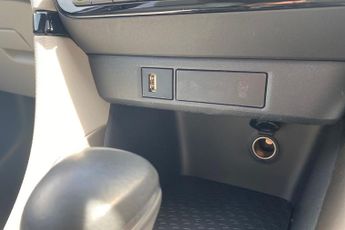 TOYOTA YARIS  1.5 Hybrid Excel 5dr CVT Hatchback