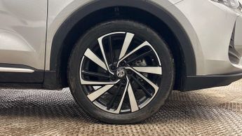 MG MOTOR UK ZS  1.5 Hybrid+ Trophy 5dr Auto Hatchback