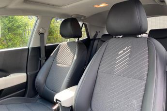 KIA STONIC  1.0T GDi 48V 113 GT-Line S 5dr DCT Estate