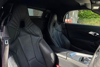 BMW Z4  sDrive M40i 2dr Auto Roadster