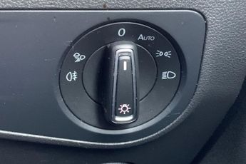 VOLKSWAGEN TIGUAN  2.0 TDI 4Motion R-Line 5dr DSG Estate