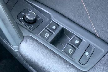 VOLKSWAGEN TIGUAN  2.0 TDI 4Motion R-Line 5dr DSG Estate