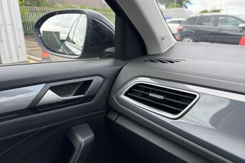 VOLKSWAGEN T-ROC  1.5 TSI Style 5dr DSG Hatchback