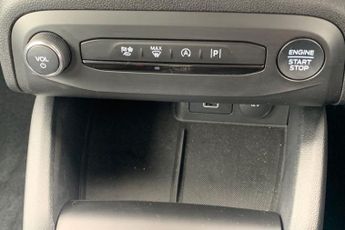 FORD FOCUS  Titanium 5 door 1.0L EcoBoost 155PS mHEV FWD 7 Speed PowerShift
