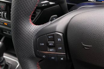 FORD FOCUS  Titanium X Estate 1.0L EcoBoost 125PS mHEV FWD 7 Speed PowerShi