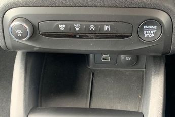 FORD FOCUS  Titanium 5 door 1.0L EcoBoost 155PS mHEV FWD 7 Speed PowerShift