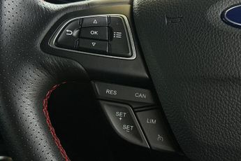 FORD ECOSPORT  1.0 EcoBoost ST-Line 5dr Auto 125PS