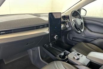 FORD MUSTANG MACH-E  Select 5 Door 72kWh Standard Range RWD 1 Speed Automatic