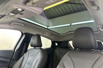 FORD MUSTANG MACH-E  Select 5 Door 72kWh Standard Range RWD 1 Speed Automatic