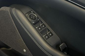 FORD MUSTANG MACH-E  Select 5 Door 72kWh Standard Range RWD 1 Speed Automatic