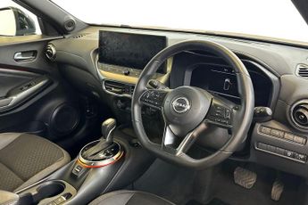NISSAN JUKE  1.0 DiG-T N-Connecta 5dr DCT Hatchback